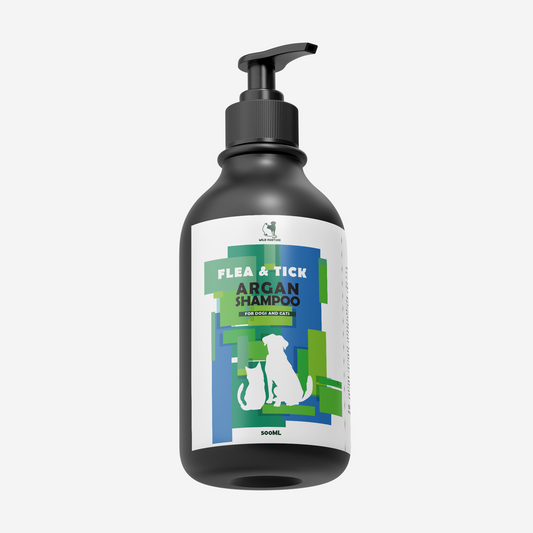 Wild Nurture flea & tick shampoo with argan 500 ml for cats and dogs