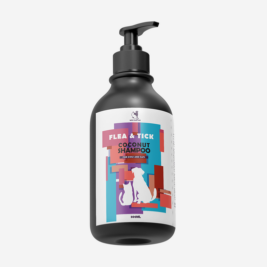 Wild Nurture flea & tick shampoo with coconut 500 ml for cats and dogs